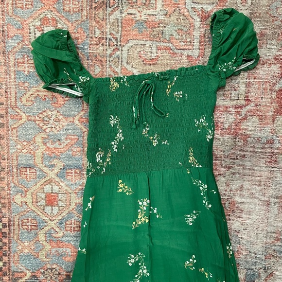 Faithfull the Brand Castillo Dress in Myrtille Floral - Picture 4 of 8